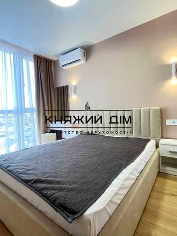 Дніпровська набережна вул., 17-К