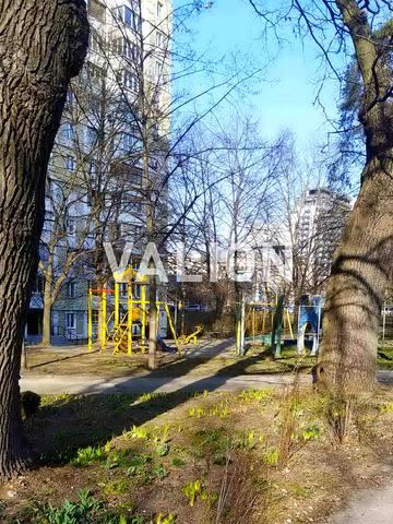 Ореста Васкула вул., 44/50