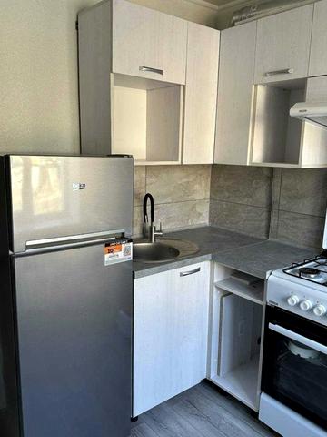 Богдана Хмельницького просп. (Героїв Сталінграда), 32