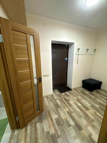 Уляни Кравченко вул., 8