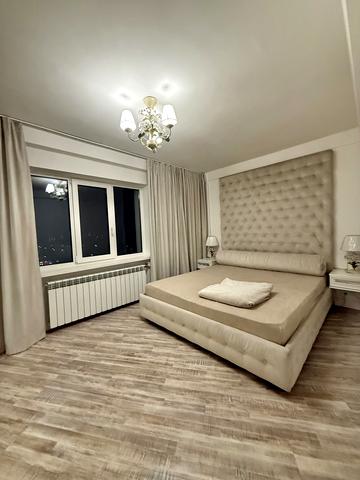 Празька вул., 3