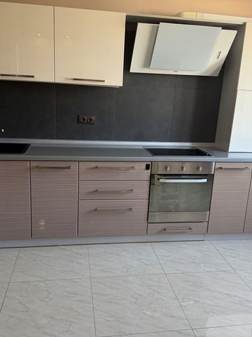 Полтавська вул., 10