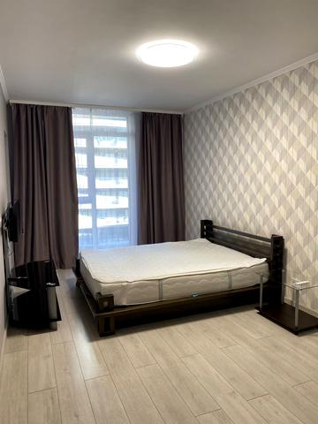 Вячеслава Чорновола просп. (), 16г