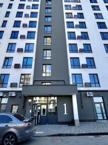 Красносільського вул., 43