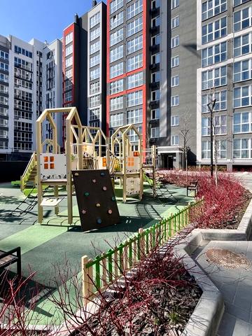 Незалежності вул., 7-Б