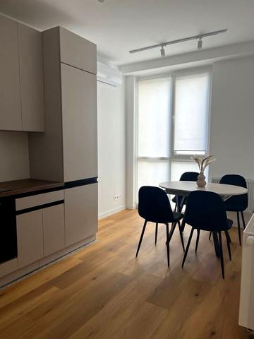 Богдана Хмельницького  вул., (ЖК Брама (будинок 1))