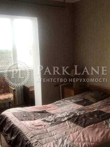 Георгія Гонгадзе просп. (Радянської України), 24