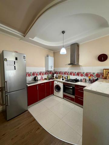 Костя Левицького вул. (), 52