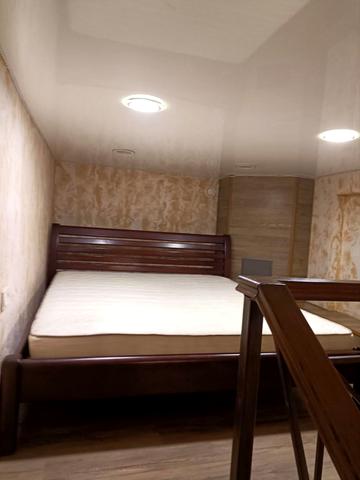 Лозівська вул., 5