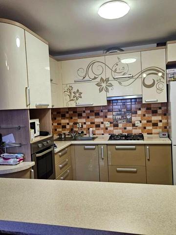 Андрія Сахарова вул., 10