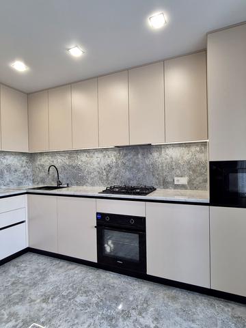 Леся Курбаса вул., 6-Б