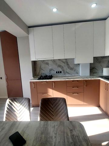 Івана Кожедуба вул., (Будинок 2)