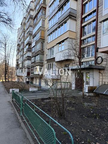 Митрофана Довнар-Запольського вул., 6