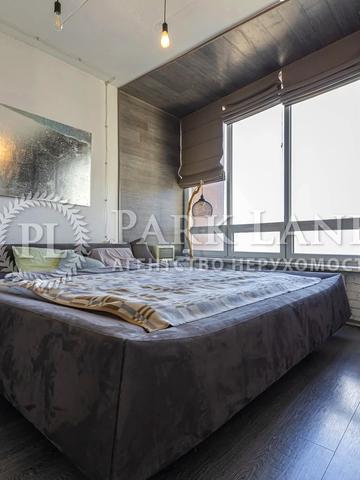 Жилянська вул., 118