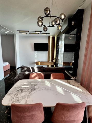 Київська вул., 19