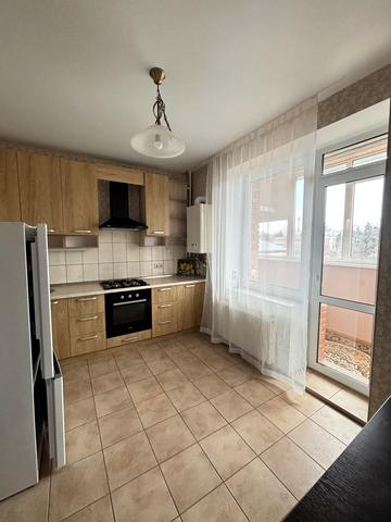 Володимира Козака вул., 14