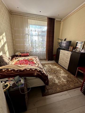 Личаківська вул. (), 127