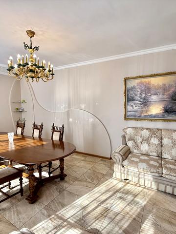 Героя України Олександра Щербанюка вул. (Василя Чапаєва), 33