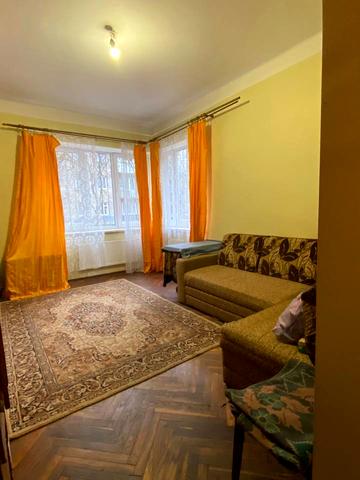 Івана Богуна вул., 13