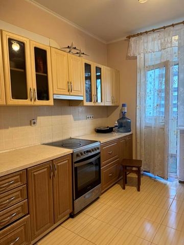 Єлизавети Чавдар вул., 11