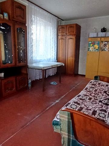 Олександра Клосовського вул., 10