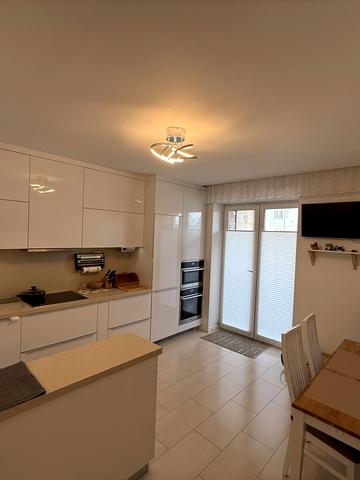 Івана Рубчака вул., 21