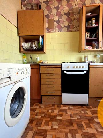 Березняківська вул., 10