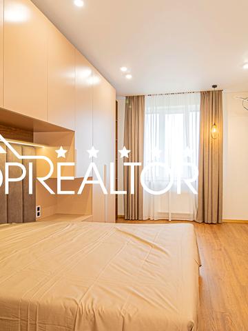 Ботанічна вул., 2