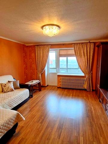 Академіка Грищенка вул., 28