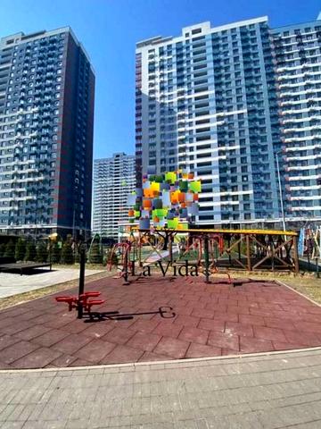 Євгена Сверстюка вул. (Марини Раскової), 6-Д