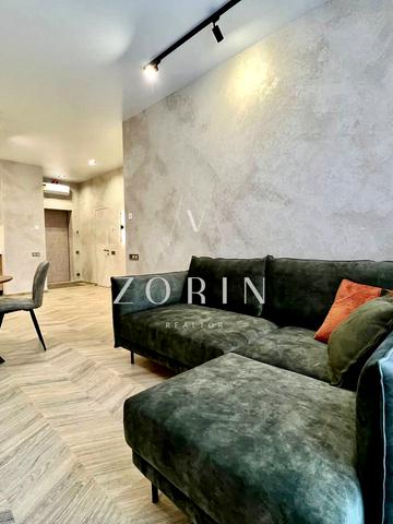 Зоряний бульв., 1м