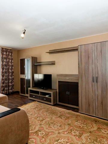 Братиславська вул., 7-А