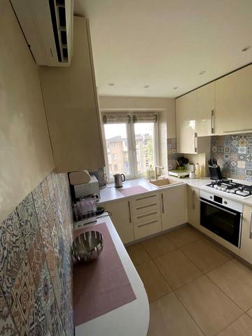 Богдана Хмельницького просп. (Героїв Сталінграда), 8-А