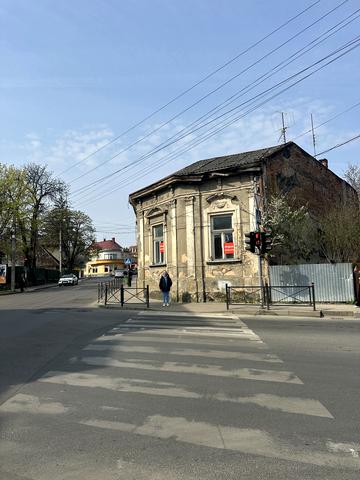 Підгірна вул., 29