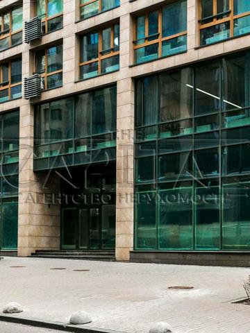 Золотоворітська вул., 38