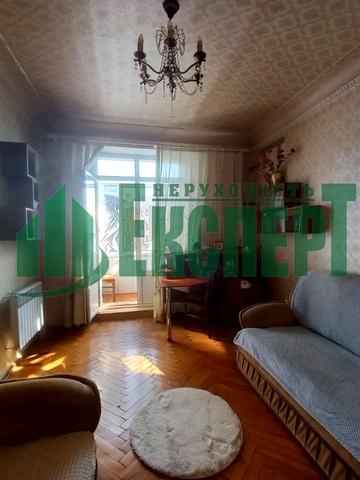 Харківська набережна вул., 16