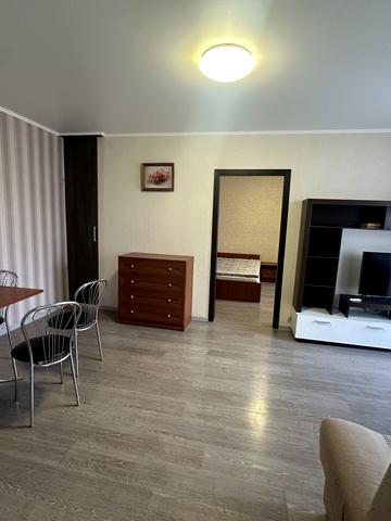 Незалежності вул., 36