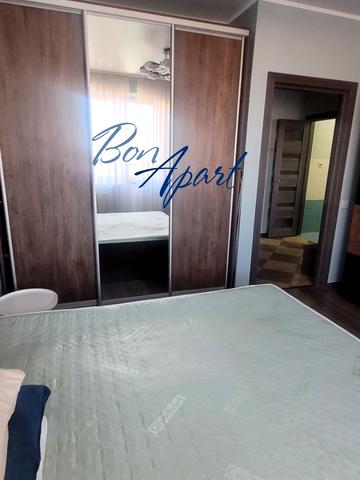 Татарська вул., 27/4