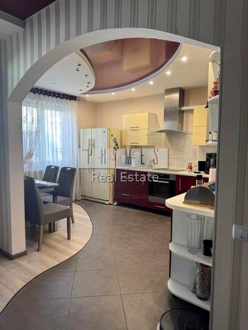 Поліська вул., 15-А