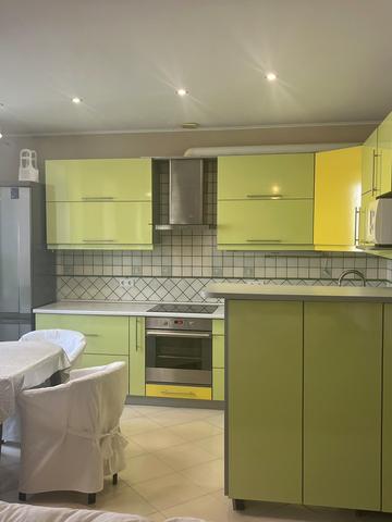 Валерія Лобановського вул., 11