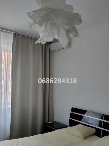 Володимира Івасюка просп. (Героїв Сталінграду), 8