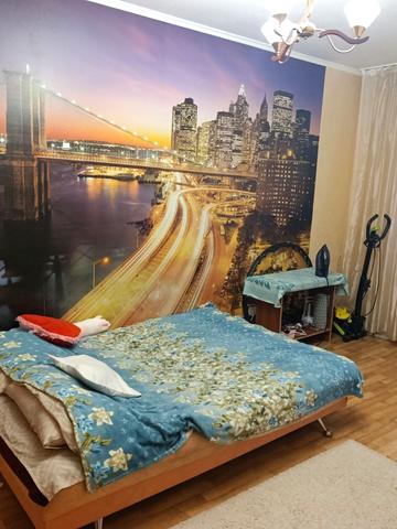 Академіка Сахарова вул., 44