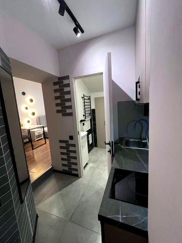 Івана Верхратського вул., 6