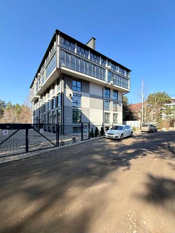 Радистів пров., 18