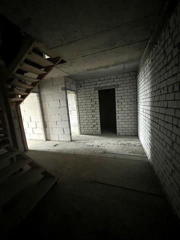 Святослава Ріхтера вул., (Будинок 4)