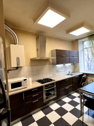 Кирилівська вул. (Фрунзе), 109-В/1