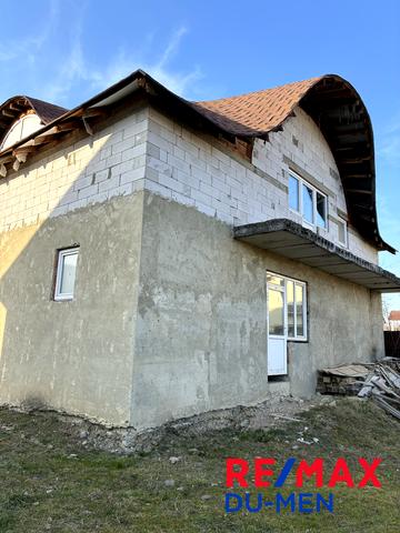 Л.Українки, 8