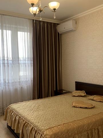 Героїв полку "Азов" вул. (Маршала Малиновського), 4-В