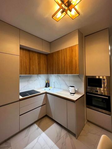 Валерія Самофалова вул. (Каманіна), 16а/2