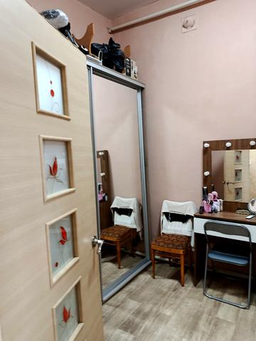 Михайлівська пл., 19а